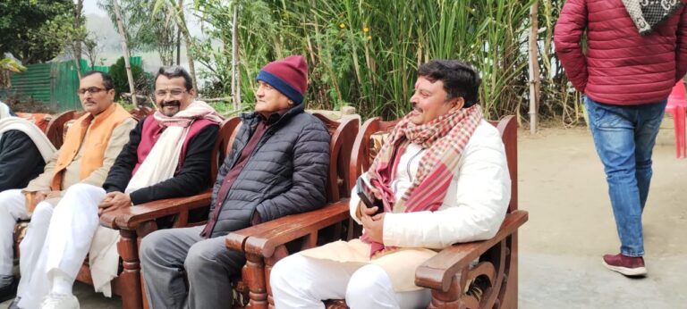 महाराणा प्रताप सेना के जिला अध्यक्ष अशोक कुमार सिंह वरिष्ठ पत्रकार के आवास पर कार्यक्रम संपन्न हुआ