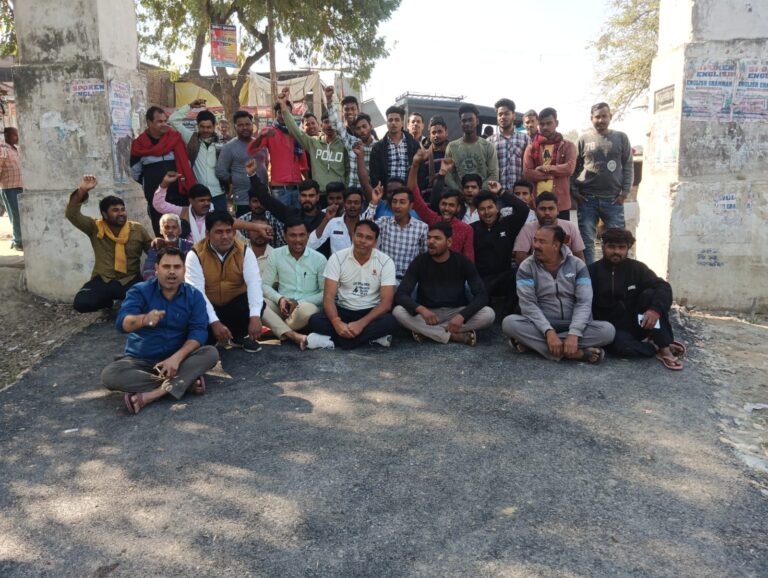 सड़क निर्माण मे भारी घोटाला