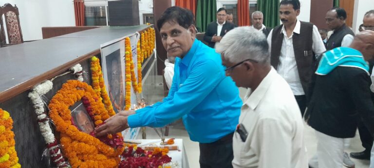 आजमगढ़ संघ के पूर्व अध्यक्ष एडवोकेट स्व० शिवप्रसाद यादव की मनाई गई चौथी पुण्यतिथि