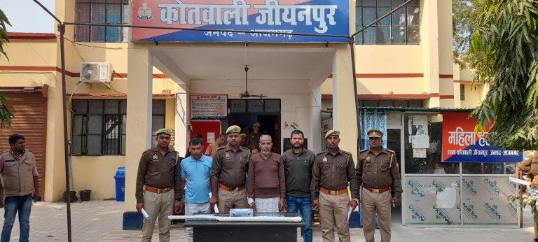 थाना-जीयनपुरः- धारदार हथियार से हमला करने वाले 03 अभियुक्त गिरफ्तार