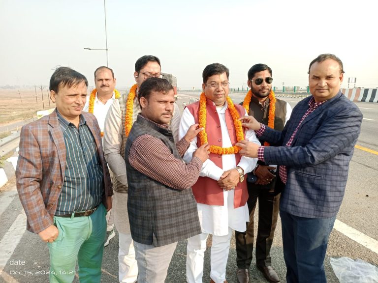 *भारतीय मानवाधिकार परिवार के राष्ट्रीय अध्यक्ष  का आजमगढ़ यूनिट ने किया गर्म जोशी से स्वागत।