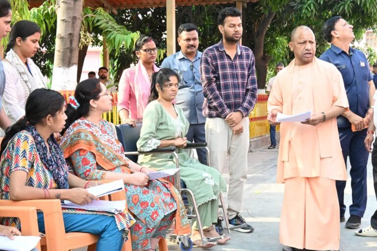 सीएम योगी के गोरखपुर दौरे का दूसरा दिन आज