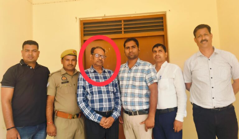 बलिया में पूर्व नियुक्त  बीडीओ को ईओडब्ल्यू वाराणसी ने घोटाले में किया गिरफ्तार