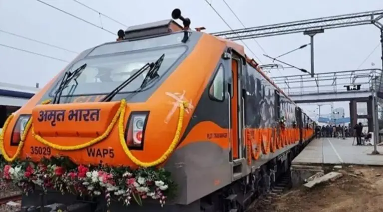 काशी-रामनगरी समेत यूपी के कई स्टेशनों से गुजरेंगी अमृत भारत ट्रेनें,पीएम मोदी आज करेंगे शुभारंभ