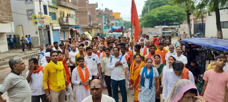द्वादश ज्योतिर्लिंग पदयात्रा झमाझम बारिश में संपन्न, शिवभक्ति में डूबी काशी