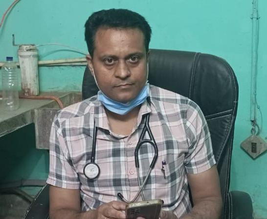 मरीज बोले – डॉ० पंकज साहब की दवा और व्यवहार दोनों भरोसेमंद