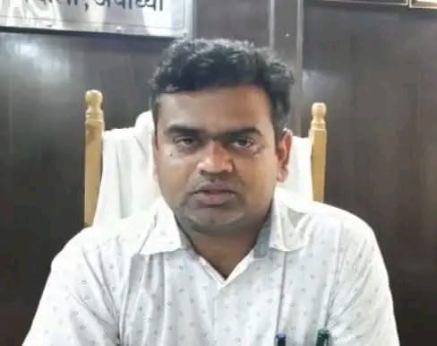 अखिलेश कुमार गुप्ता फिर बने रुदौली के बीडीओ, पुनः तैनाती से विकास कार्यों को मिलेगी नई गति।