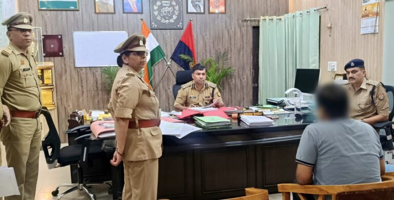 डीआईजी अभिषेक सिंह ने की जनसुनवाई, शिकायतों के त्वरित और पारदर्शी निस्तारण के दिए कड़े निर्देश